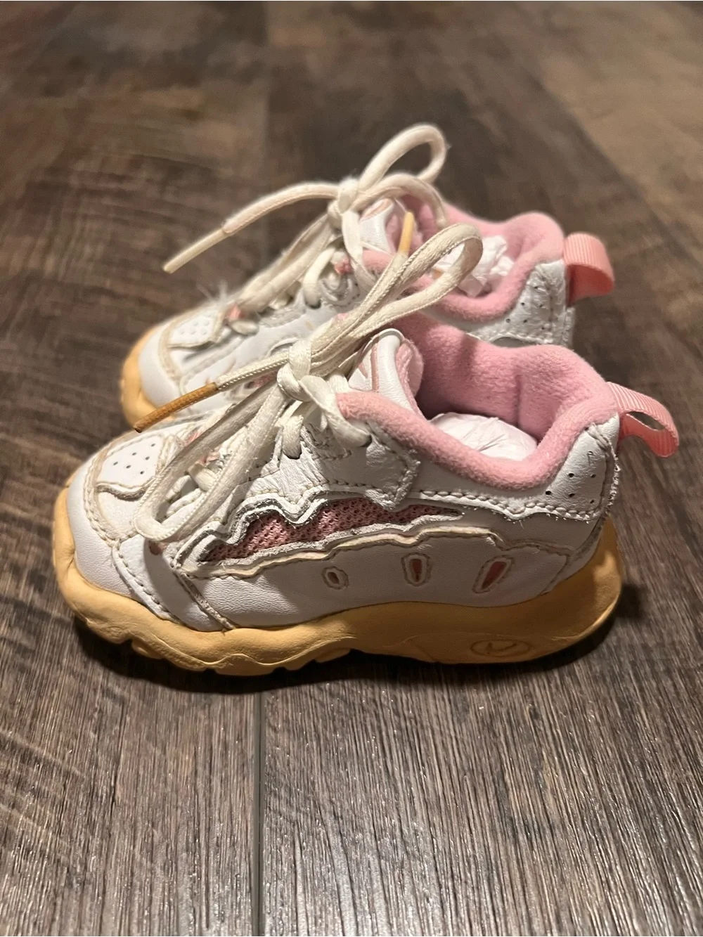 Vintage Nike Kids White, Pink & Peach Sneakers